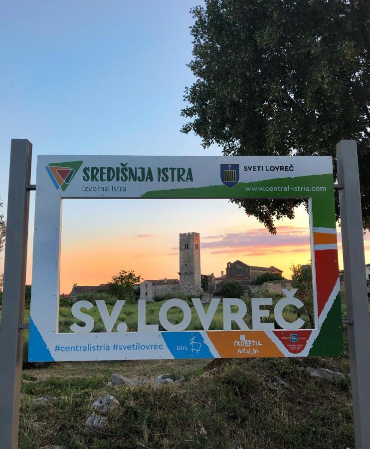 Lavanda Apartments & Room Sveti Lovreč Pazenatički Exteriér fotografie
