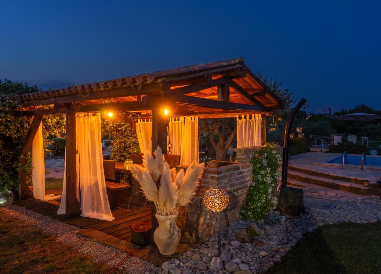 Lavanda Apartments & Room Sveti Lovreč Pazenatički Exteriér fotografie